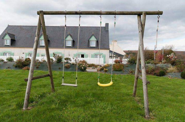 Location vacances cadre naturel Plomodiern