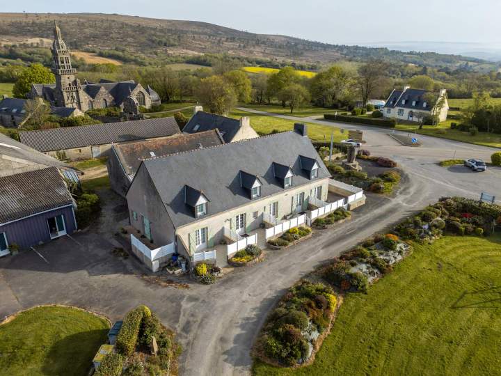 Location de gîtes Plomodiern